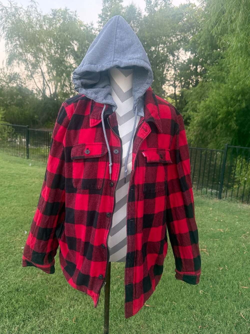 Levi's Men's Buffalo Plaid Sherpa-Lined Hooded Jacket